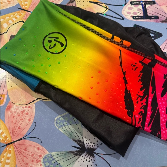 Zumba Swarovski Crystal Leggings, Size XS-S - Picture 4 of 5